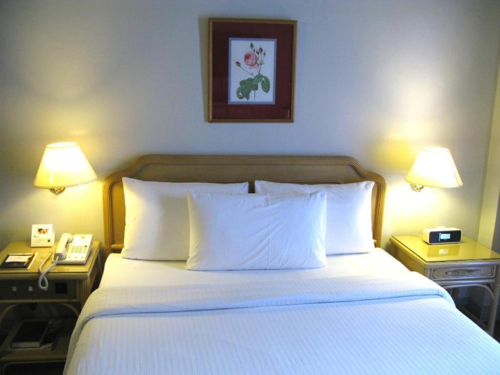 Casa Leticia Boutique Hotel Davao Bagian luar foto