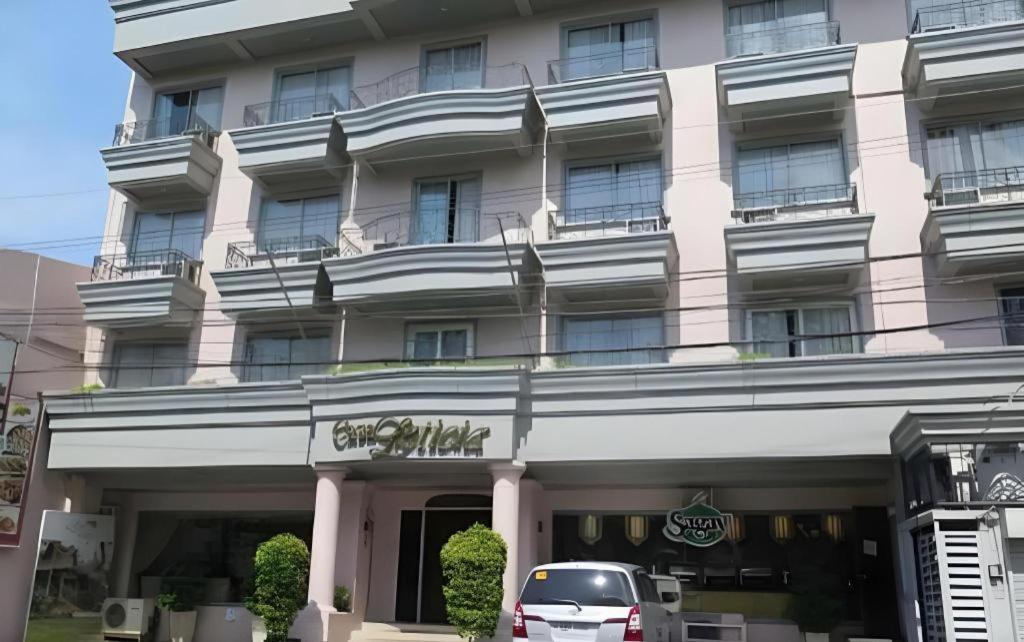 Casa Leticia Boutique Hotel Davao Bagian luar foto